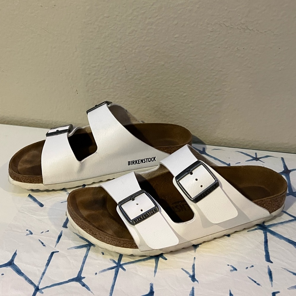 BARELY USED BIRKENSTOCKS